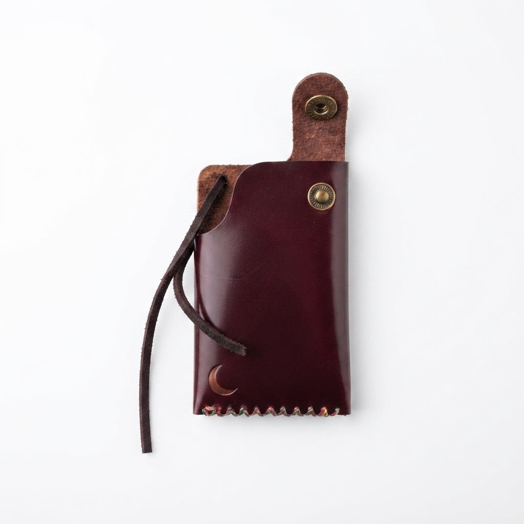 Luna — Minimalist Card Holder