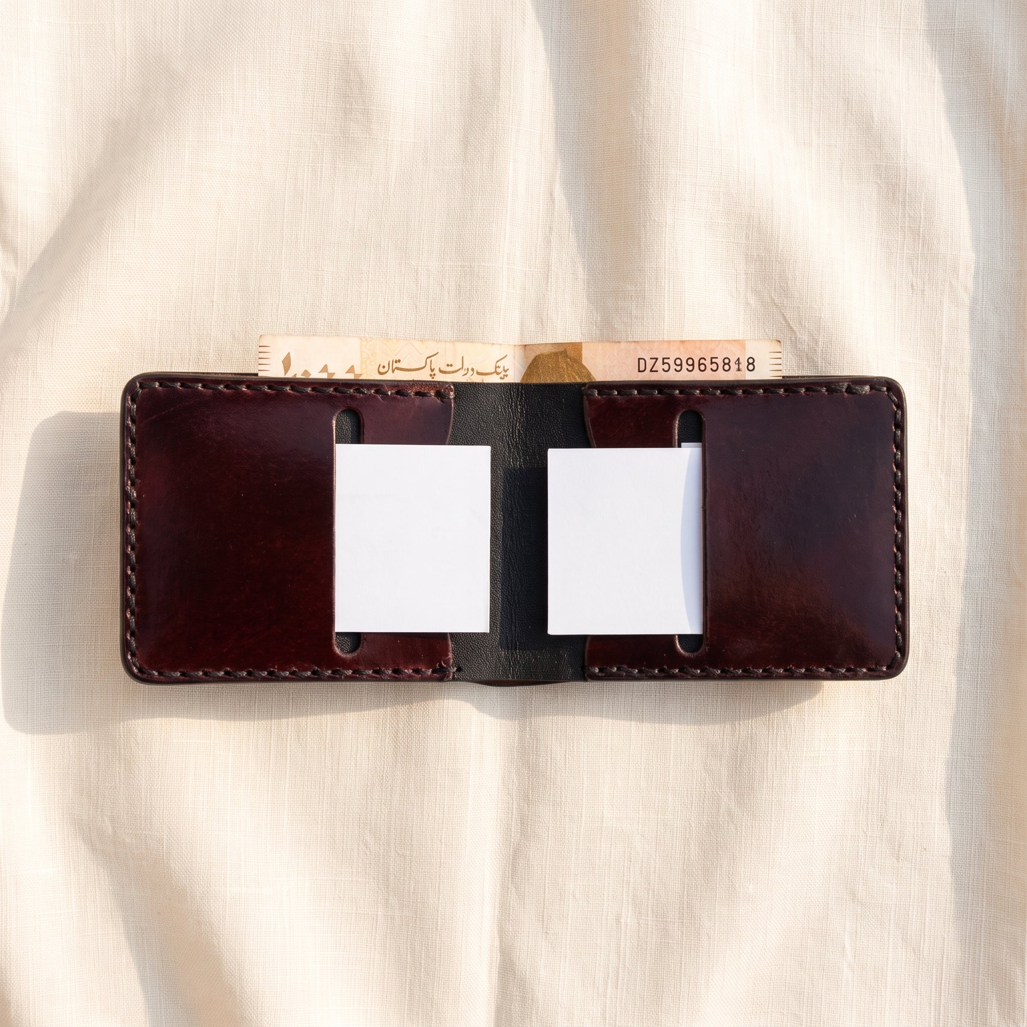 Helios Maroon — Minimalist
